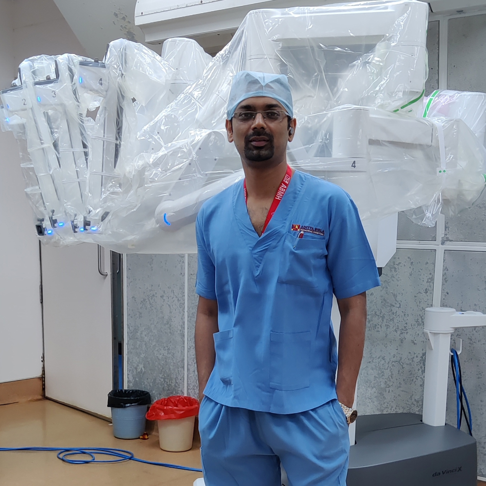 Dr. Varun V. Agarwal, Best Uro-Oncologist and Robotic Surgeon in Vashi, Navi Mumbai.