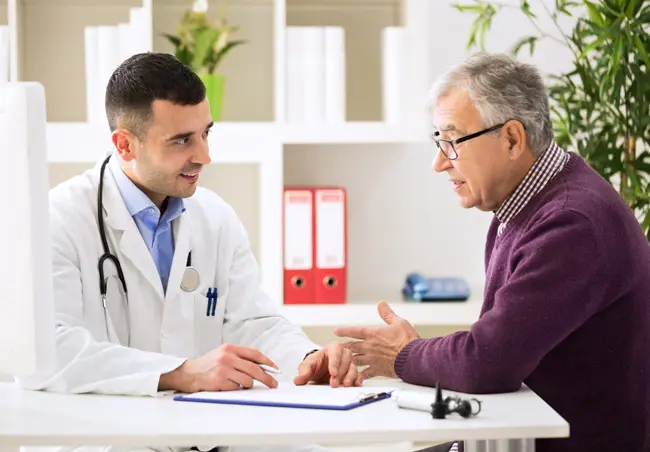 Best Treatment for Prostate Cancer in Vashi, Navi Mumbai by Dr. Varun V. Agarwal, Best Uro-Oncologist and Robotic Surgeon in Vashi, Navi Mumbai.